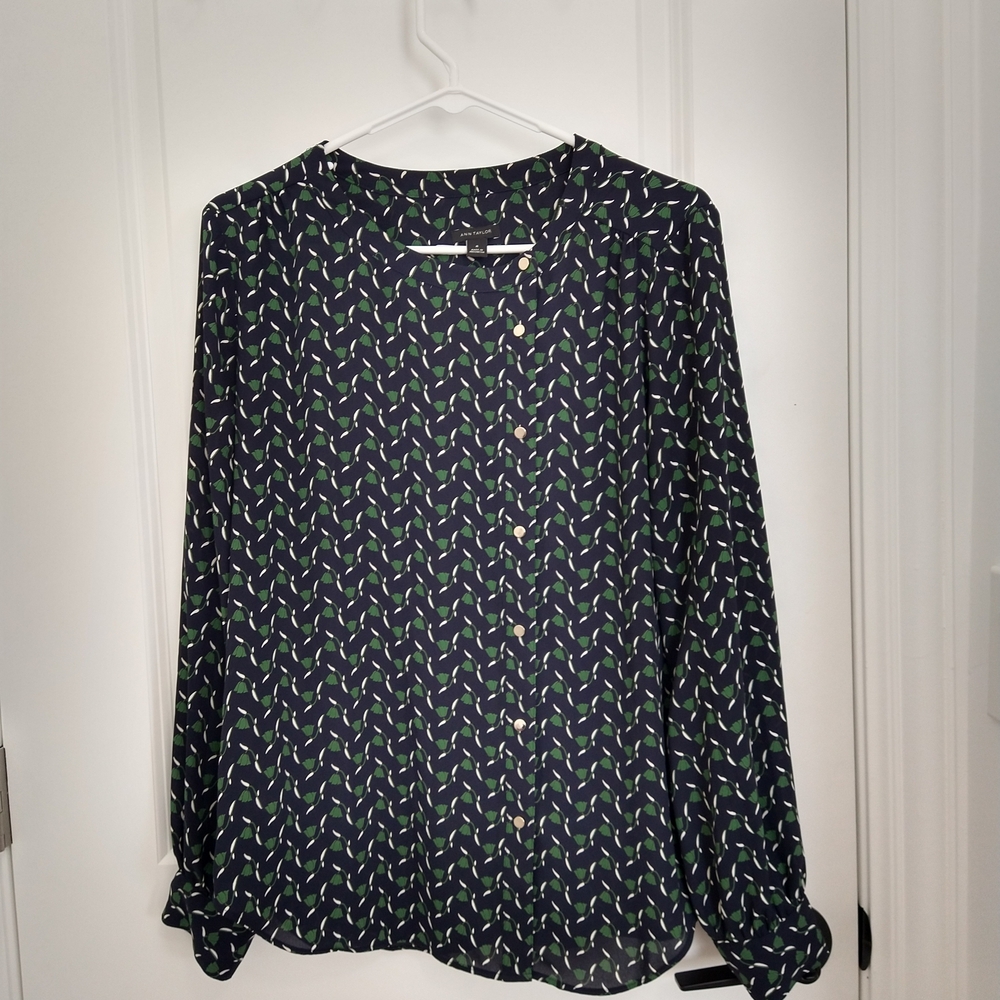 Ann Taylor Black and Green Patterned Blouse